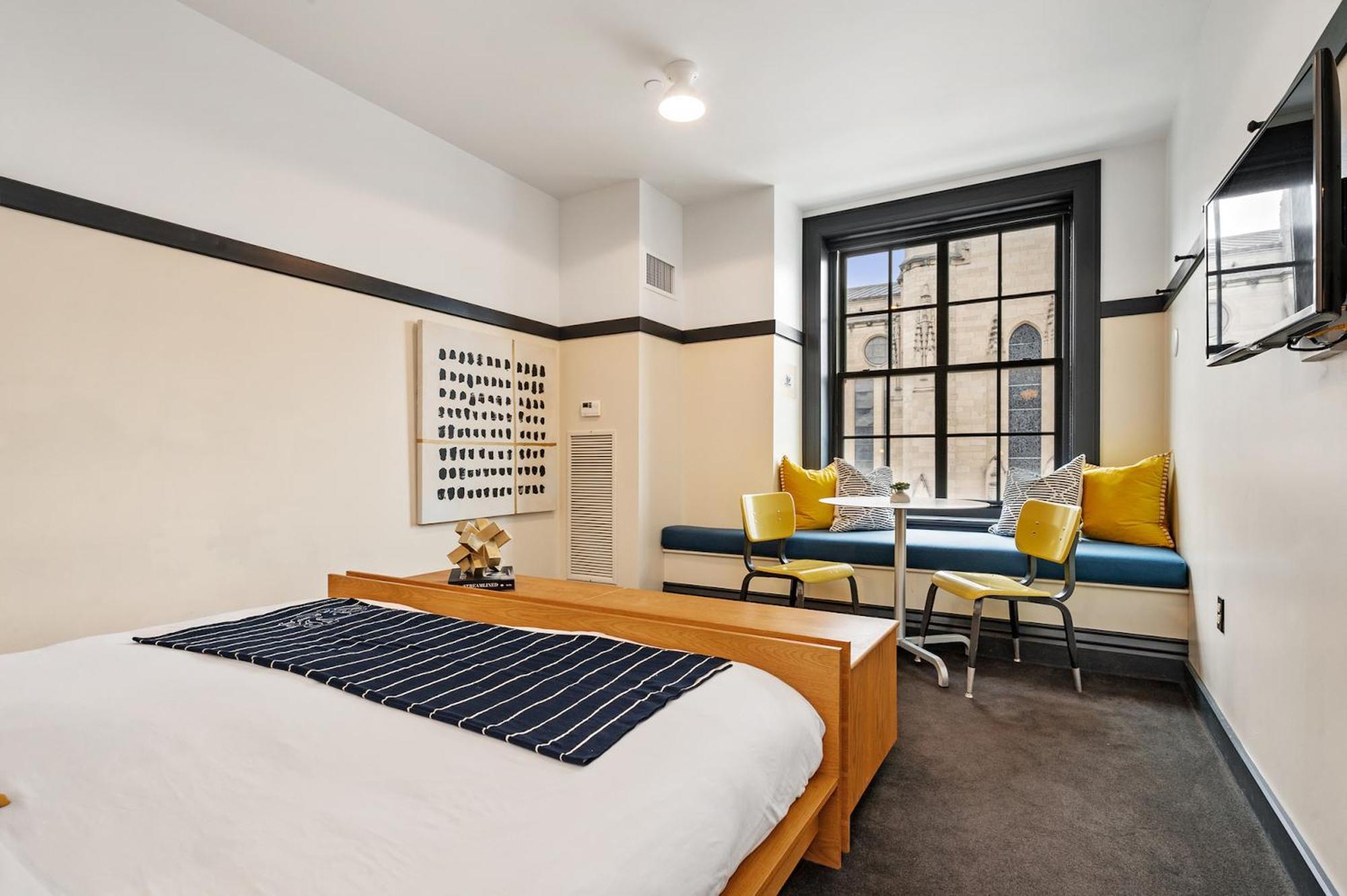 The Maverick By Kasa Hotel
